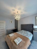 Beverly Hills House pri potoku by Pinkreal - Bed and Breakfast