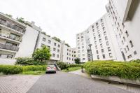 Metro Kondratowicza Spacious Apartment - B&B