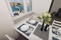 Pleasure Sea View Apartment Zadar - B&B