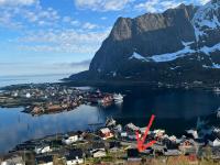 B&B Reine - Koselig nyrestaurert hus med flott utsikt! - Bed and Breakfast Reine