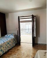 Habitación Doble con balcón (3 adultos)