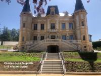 Appartement au coeur de Cours La Ville - B&B