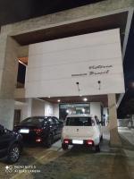 Confortável apartamento de 2 quartos para 5 pessoas, totalmente mobiliado, com wifi e netflix, localizado a uma quadra do calçadão da Praia de Ponta Neg,ra, prédio com piscina, churrasqueira e portaria virtual e eletrônica 24 horas - B&B Natal