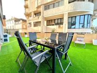 Malagueta beach I & Private Terrace by ELE Apartments - Chambres d’hôtes Málaga