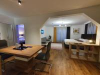 Deluxe Family Suite