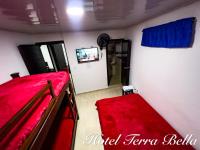 Camera Matrimoniale/Doppia con Letti Singoli con Bagno