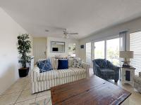 Gulf Island #521 - B&B
