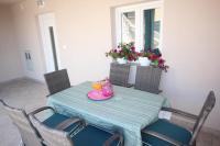 Groundfloor apartment Rustica with 2 bedrooms - Chambres d'hôtes Ljubač