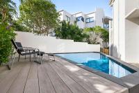 2 On The Park - Prime Location with Breathtaking Ocean Views - B&B