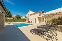 Villa Petar ZadarVillas - B&B