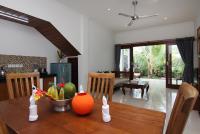 Villa Adi con terraza en la azotea y piscina privada