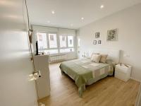 BRIGHT APARTMENT IN THE CENTER OF SANTANDER - Chambres d’hôtes