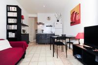 PV STUDIO Five Stars Holiday House - Bed and Breakfast Nice