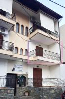 Intimate Olympus House - B&B