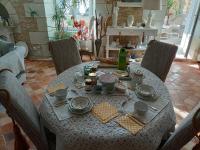 La Little School Chambres d'Hôtes à Arçay - B&B Arçay