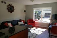 Heart of Traverse City Condo near Hospital - Chambres d’hôtes Traverse City