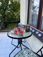 Three-Bedroom Apartment with Balcony