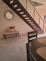 Tranquil 2 bedroom townhouse in Discovery Bay - Chambres d’hôtes Discovery Bay