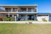 Peninsula Court 5 - LJHooker Yamba - B&B Yamba