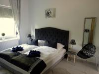 Camera Doppia con Letti Singoli con Bagno Privato 