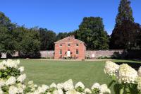 Garden House at Woodhall Estate - Bed and Breakfast