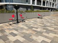 Luxury Apartment at Ellipse Waterfall, Midrand Near Mall of Africa - Chambres d'hôtes Midrand