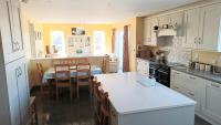 B&B Armoy - Causeway Coast Ground Floor Apartment Sleeps 5 - Bed and Breakfast Armoy