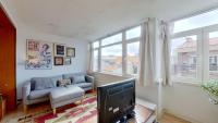 B&B Oporto - Sunny & Bright Duplex by Vacationy - Bed and Breakfast Oporto