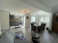 Duplex 3 pièces rénové avec loggia et garage, cœur de Briançon, proche télécabine, 4-6 couchages - FR-1-330C-130 - Ferienwohnung