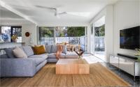 Byron Bay Accom - North Beach Houses 44 Bayshore Drive - No pool in studio - B&B