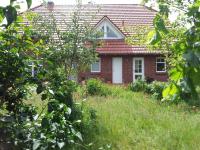 Haus Rosengarten- Ruhige Ferienwohnungen im Grünen - B&B Sehlen