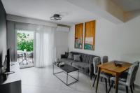 Apartamento de 1 dormitorio con jardín