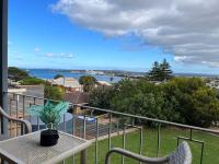 B&B Port Lincoln - Celestial Heights - Stunning Views of City & Bay - Bed and Breakfast Port Lincoln