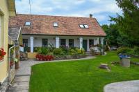 Falubíró Vendégháza - B&B Bekölce