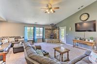 Private Pool and Game Room Family Weaverville Gem - B&B