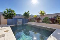 Pet Friendly 5 BR Family Home w Pool at Caloundra - Ferienwohnung Caloundra West