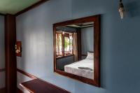 Bungalow - Water Front