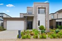 The Cove - Luxury Waterfront Accommodation - Bed and Breakfast
