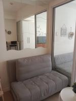 Azure Residences by Van Florendo - Ferienwohnung Manila