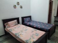 WHITE HOUSE - 3BHK Elite Apartment - B&B Coimbatore