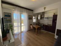 Rebeka's apartment - Bed and Breakfast Primošten