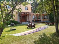Jõesuu Home Accommodation - B&B Purtsi