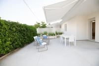 Residence BLANCO SEA 2 a 100 mt dalla spiaggia di Posto Vecchio Pescoluse - Chambres d’hôtes Marina di Pescoluse