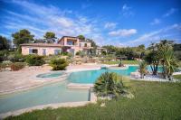 "AU HAVRE DE PAIX" 5 étoiles Prestige jacuzzi, hammam, sauna, PISCINE chauffée Mougins Cannes Grasse - B&B