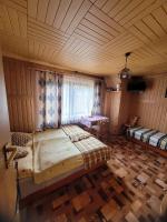 Camera Tripla con Vista Montagna