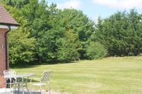 The Bunkhouse - 2 bedroom home with parking - Chambres d’hôtes