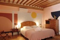 B&B Cucuron - La Maison d'en Bas des Seigneurs - Bed and Breakfast Cucuron