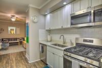 4 Mi to Dtwn: Dallas Gem w/ Furnished Patio - Chambres d'hôtes Dallas