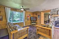 Cozy Florence Cabin, Proximity to Keyes Peak! - B&B
