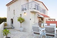 Adorable Country House with sea & church view! - Chambres d’hôtes Kokkíni Cháni